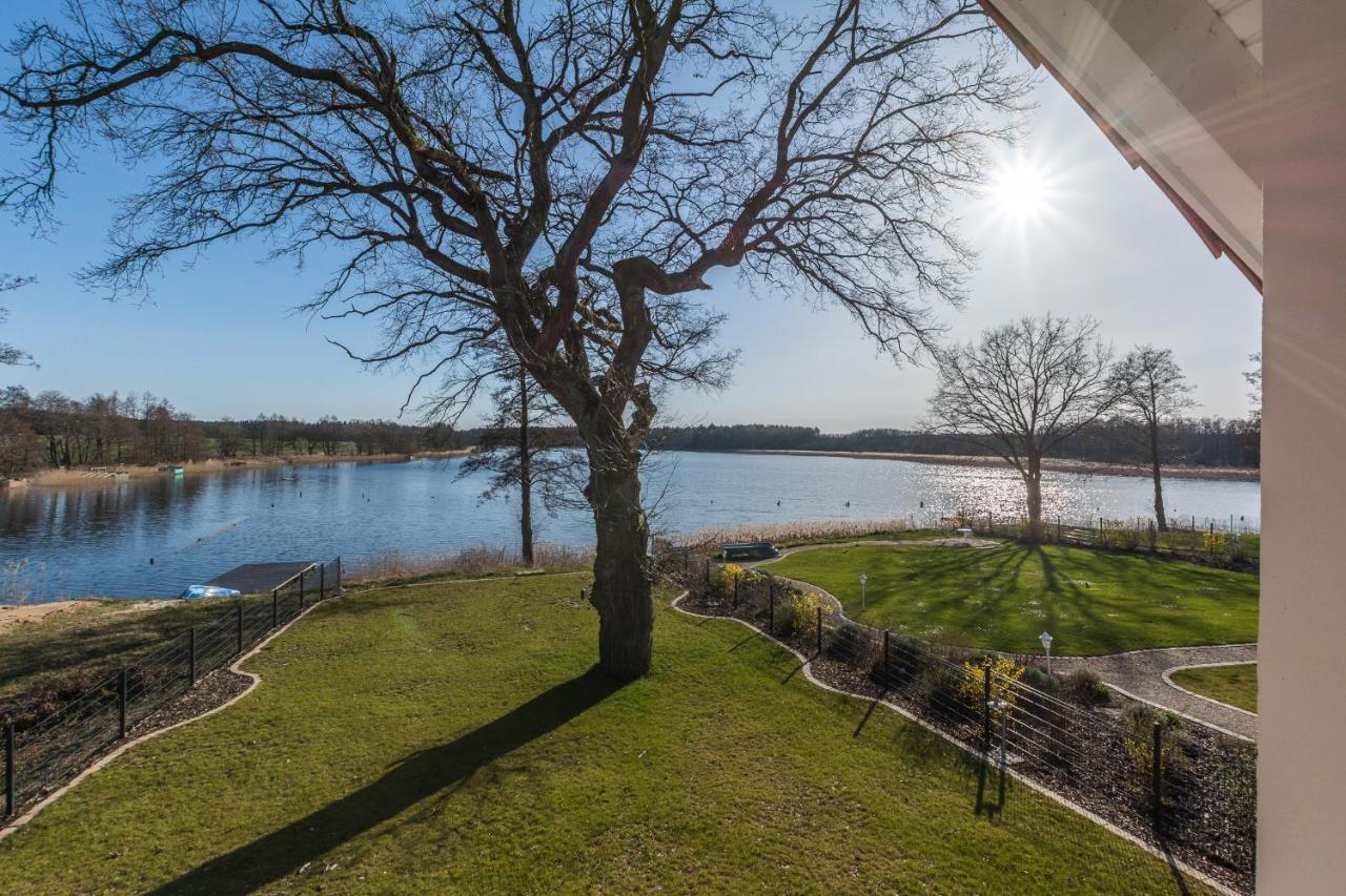 5 Sterne Ferienhaus Direkt Am See Mit Sauna-Kamin-Garten Krakow am See Luaran gambar